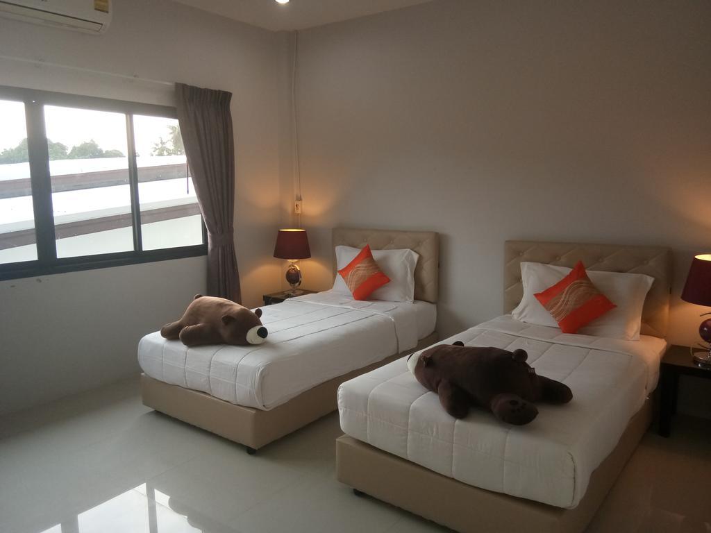 Noppharat Home & Backpacker Ao Nang Exteriör bild
